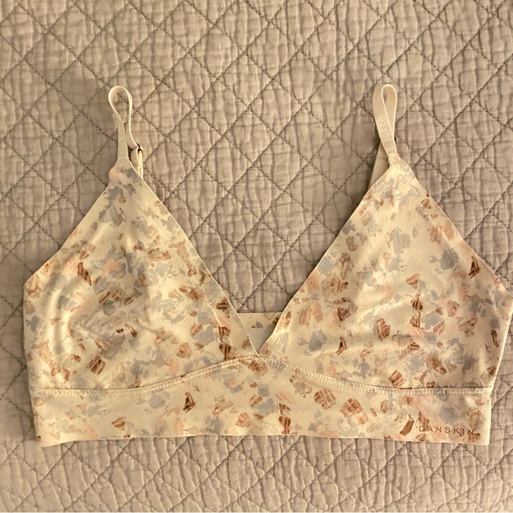 Danskin bralettes, size L. (2)